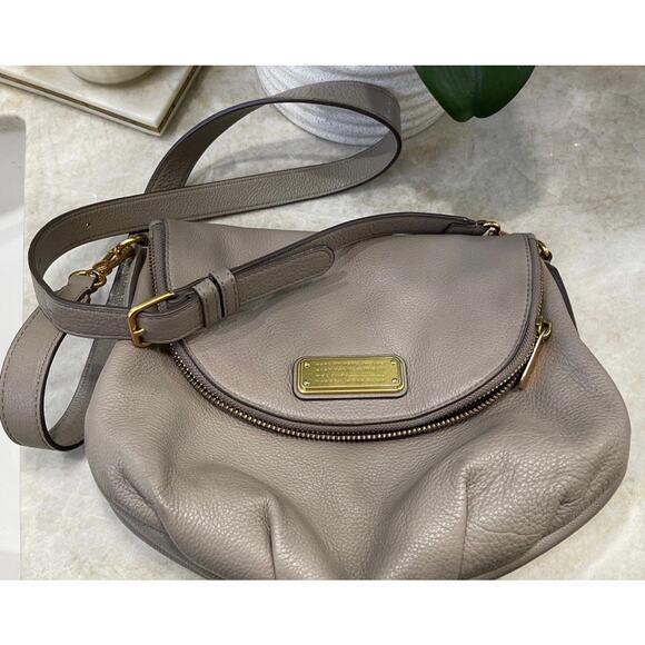 Marc by Marc Jacobs flap shoulder bag Taupe - Picture 1 of 13